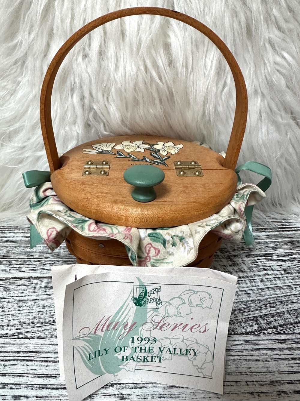 Longaberger 1993 May Series Lily of the Valley Basket w/ painted wood hinged lid